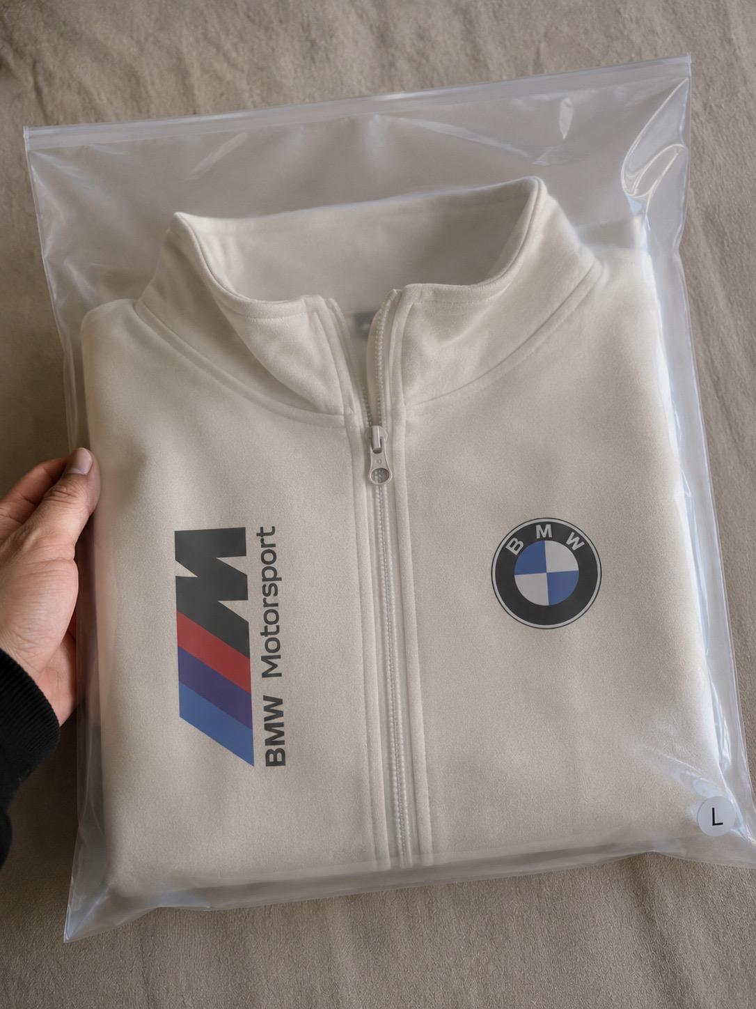 Hoodie BMW Bordado cuello alto
